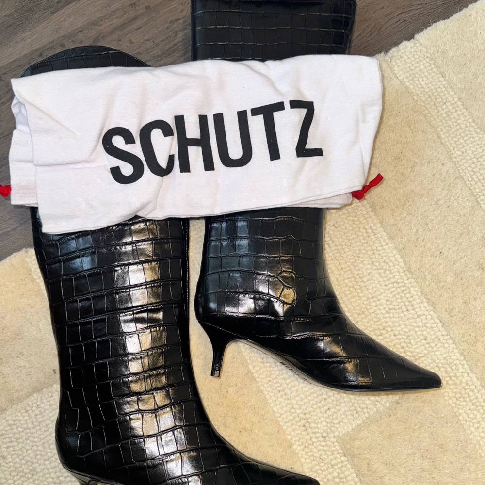 SCHUTZ - Maryana Lo Wide Boot Black size 6